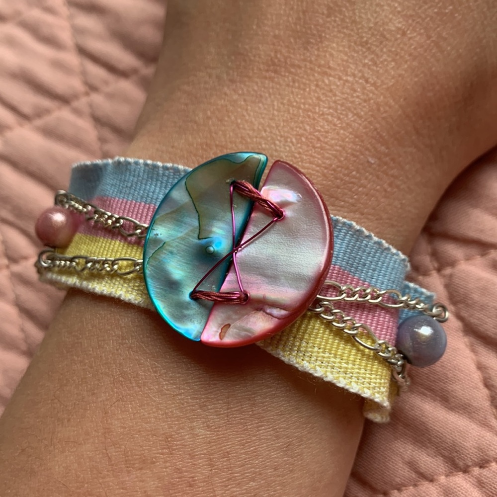 CREATION -   Colorful Button Bracelet with Chain and ribbons